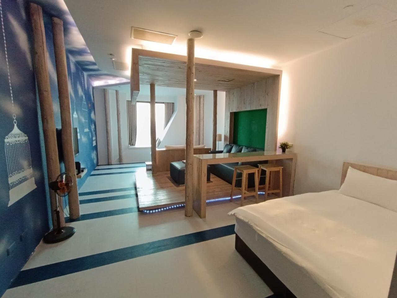 Apartament 三条文旅 Kaohsiung Zewnętrze zdjęcie