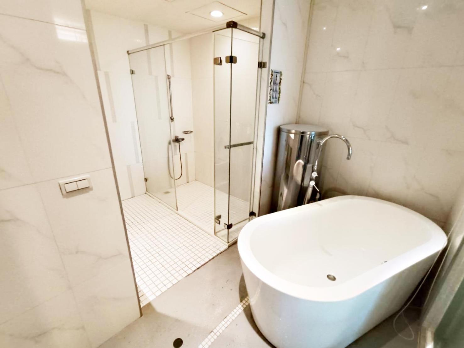 Apartament 三条文旅 Kaohsiung Zewnętrze zdjęcie